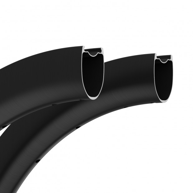 Ultralight 700C 55x31mm Symmetric Carbon Tubeless Gravel / CX Rim Big Hole Center Distance Ultralight 700C 55x31mm Symmetric Carbon Tubeless Gravel / CX Rim Big Hole Center Distance